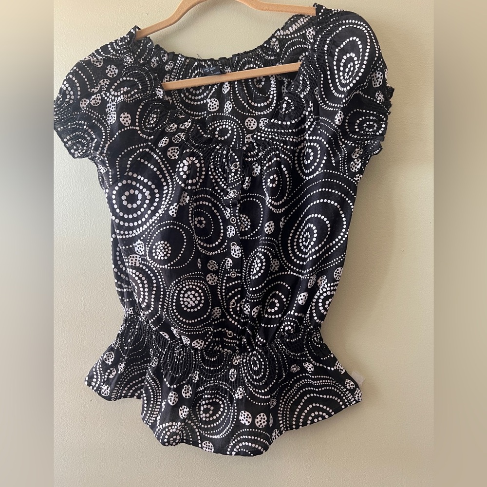 St Tropez West Black and White Top in 100% linen NWOT Size S